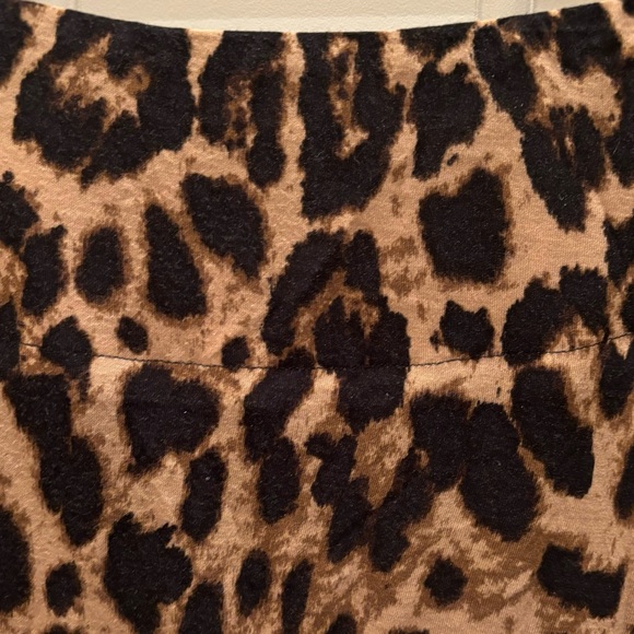 Black Label by Chico’s leopard maxi skirt. Size 1 (Chico’s sizing) - Picture 8 of 10